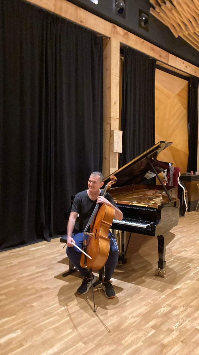 michaelkjj's tweet photo. Final day recording 'Cantabile'.
A few promo pics before starting post production.#itshappening #cello #recording #classsical https://t.co/M0EL97Hihw