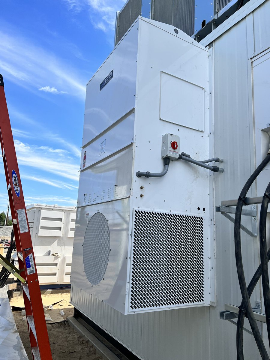 HVACDConsulting's tweet photo. Trying to start up your data mining service? We have just the system for you! Monzo HVAC provides design built explosion proof equipment to serve your custom needs. Call our toll free number now to hear how. 855-526-6696
#SpecificSystems #explosionproof #datamining https://t.co/V1Mz21zUak