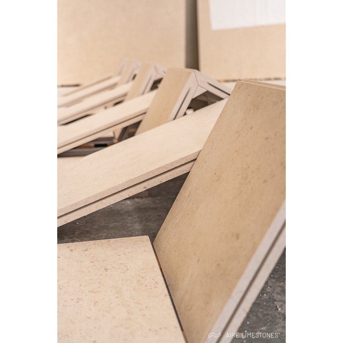 airelimestones's tweet image. stone puzzle

#airelimestones #usenaturalstone #moleanos #specialpieces #honed #portugueselimestone #archilovers #choosenaturalstone #design #naturalstone #architecture #construction #luxury #interiordesign #limestone #facade
