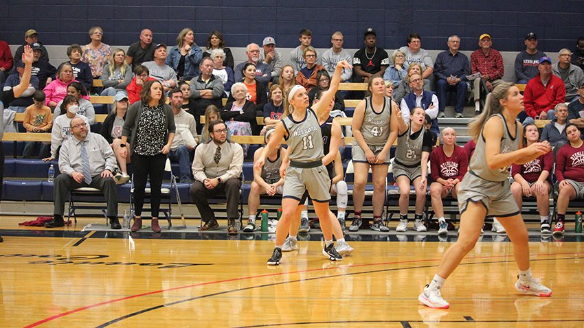 SterlingCSports's tweet photo. ICYMI: Congratulations to Sterling's own, Bailey Albright, for being selected as a finalist for the Greater Wichita Sports Commission Female College Athlete of the Year Award. What an accomplished career this young lady had as a Warrior!
@SCWarriorWBB
#SwordsUp ⚔️⬆️ https://t.co/muL4kH7nOu