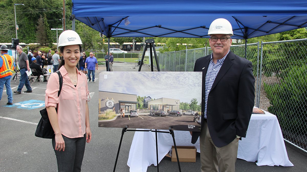 Cushing_Terrell's tweet photo. We joined the @PortofEverett, The Schuster Group and @MayorCassie yesterday for the new #retail development groundbreaking at #PortGardner Landing. We had a great time, with design leads Rei Schultz and John Faley donning hardhats and shovels to participate. Congrats to the team! https://t.co/miC08Ccd30