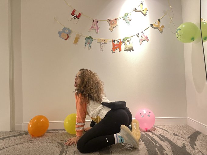 IT&rsquo;S MY BIRTHDAY 🥳 🎂 🎉 let&rsquo;s celebrate with 50% off https://t.co/ujdz03VD7J https://t.co/OZ58XuZVDc