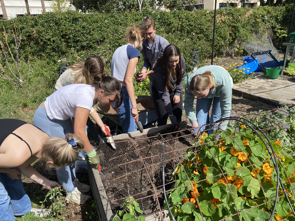 SCU UGrad Admission tweet media