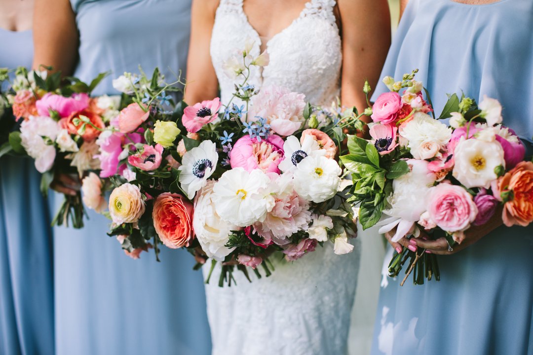 This July heatwave has us craving juicy color 🌸🍉
capture by @angelazionphoto 
.
.
.
.
.
#katelynpinnerstudio #summer #richardphotolab #contax645 #portra400  #dsinspiration  #floraldesign #weddinginspiration #dsfloral #chasinglight #thescoutguide #dscolor #webelieveinbeauty