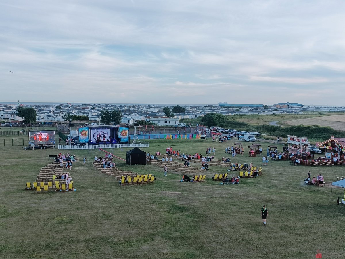 StrachanAli's tweet image. Friday night party let the fun begin