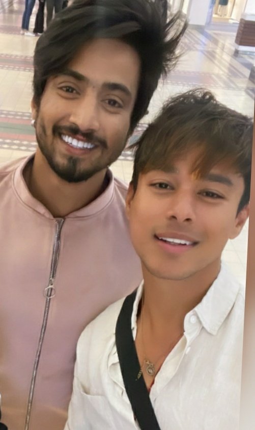 Raksha_007's tweet photo. These two deserve a separate post ๐คโฅ๏ธ
You guys don't how much happy we are seeing you both together, keep posting more you awesome boys ๐ฅฐ
Suchhh a cutieesss ๐ฅบ
@realsehajpal @Mr_Faisu_07
#PratikSehajpal #PratikFam #PratikInKKK12 #Praisu #Faitik
#KKK12 #KhatronKeKhiladi12 https://t.co/dVRk2hz5TU