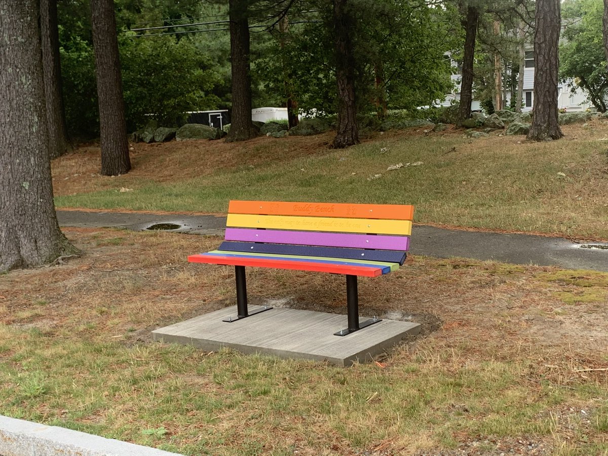 Exciting news for WSS our 2 new Buddy Benches have been installed!!
A huge thank you to <a href="/TownWilmMA/">Town of WilmingtonMA</a> for the great job!! They look amazing!!  THANK YOU!! 😊😊