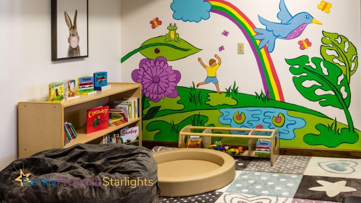 FPMetrowest's tweet image. It's been one week since we relaunched our Shelter Program in our Day Center, and we can't wait to tell you how it's going! Check out this week's Starlights to find out: conta.cc/3uyG7oG

#familyhomelessness #homelessnessprevention #familyshelter