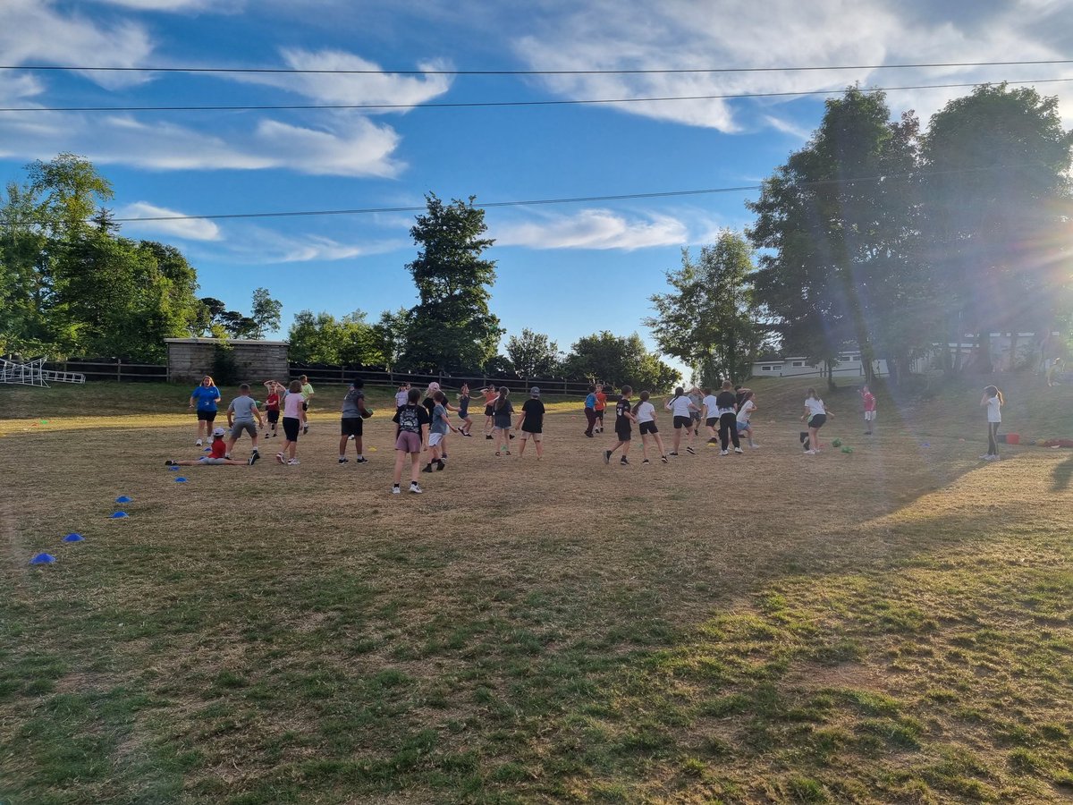 @WideyOtter tweet media