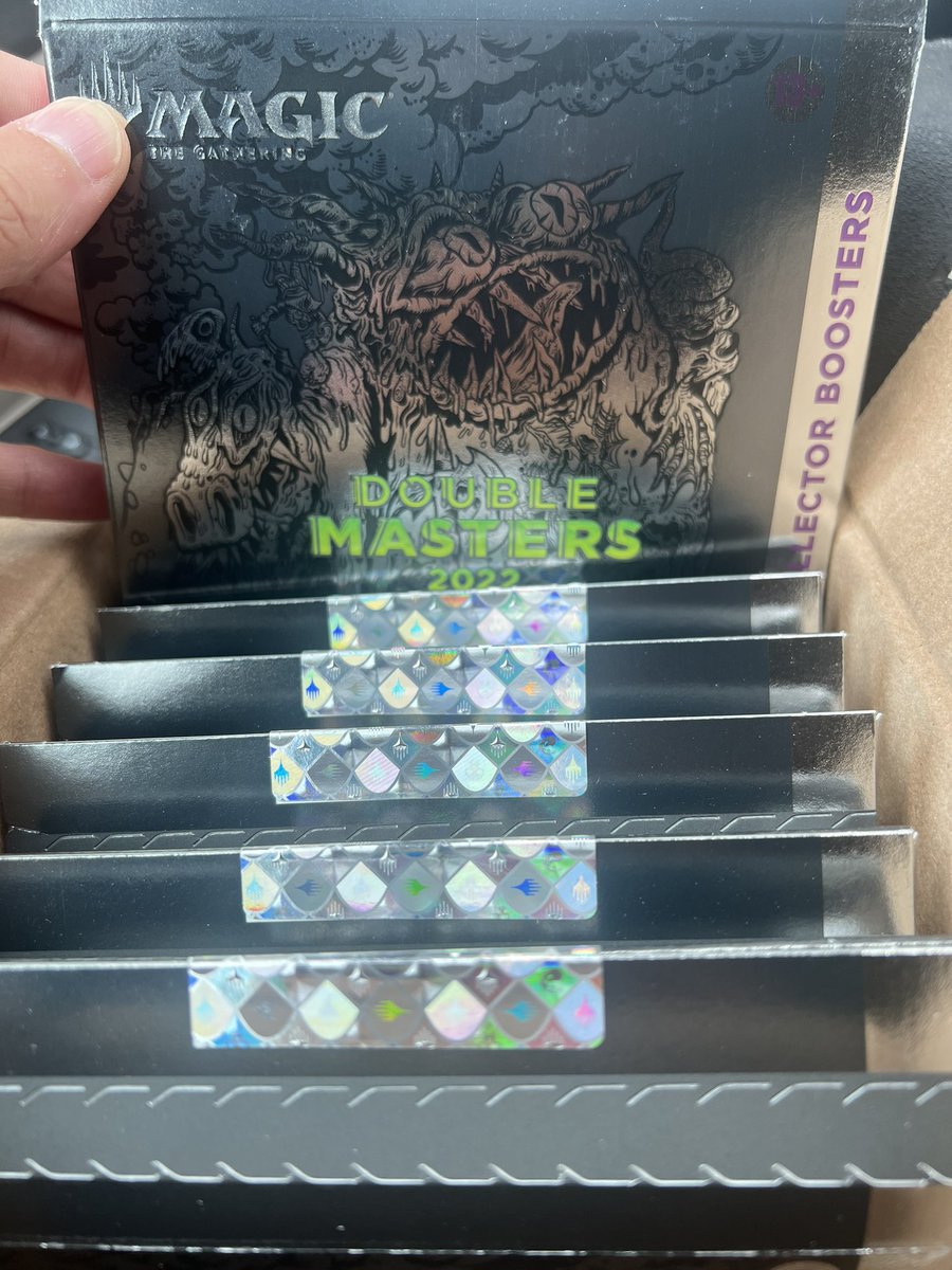 medina_irl's tweet photo. #TCGPackClub is going to be nuts tonight! Get your orders in! 

https://t.co/D1bDPCWrUn https://t.co/5ElaV0fW16