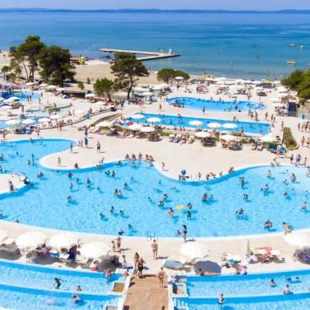 BuggyDonal's tweet photo. #zatonholidaypark ❤ https://t.co/pnQvlrJio9