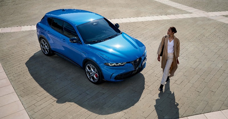 AlfaRomeoUSA's tweet photo. Soon, you’ll be able to pursue your passions with Italian innovation.*

*Available Early 2023. Preproduction European model shown. Actual North American vehicle may differ.