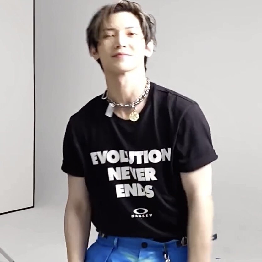 yeosang doesn’t even have to try