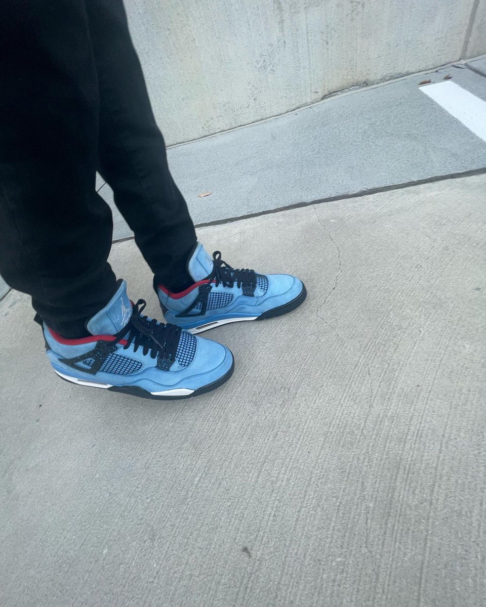 Devislit's tweet image. My White gon’ be Off