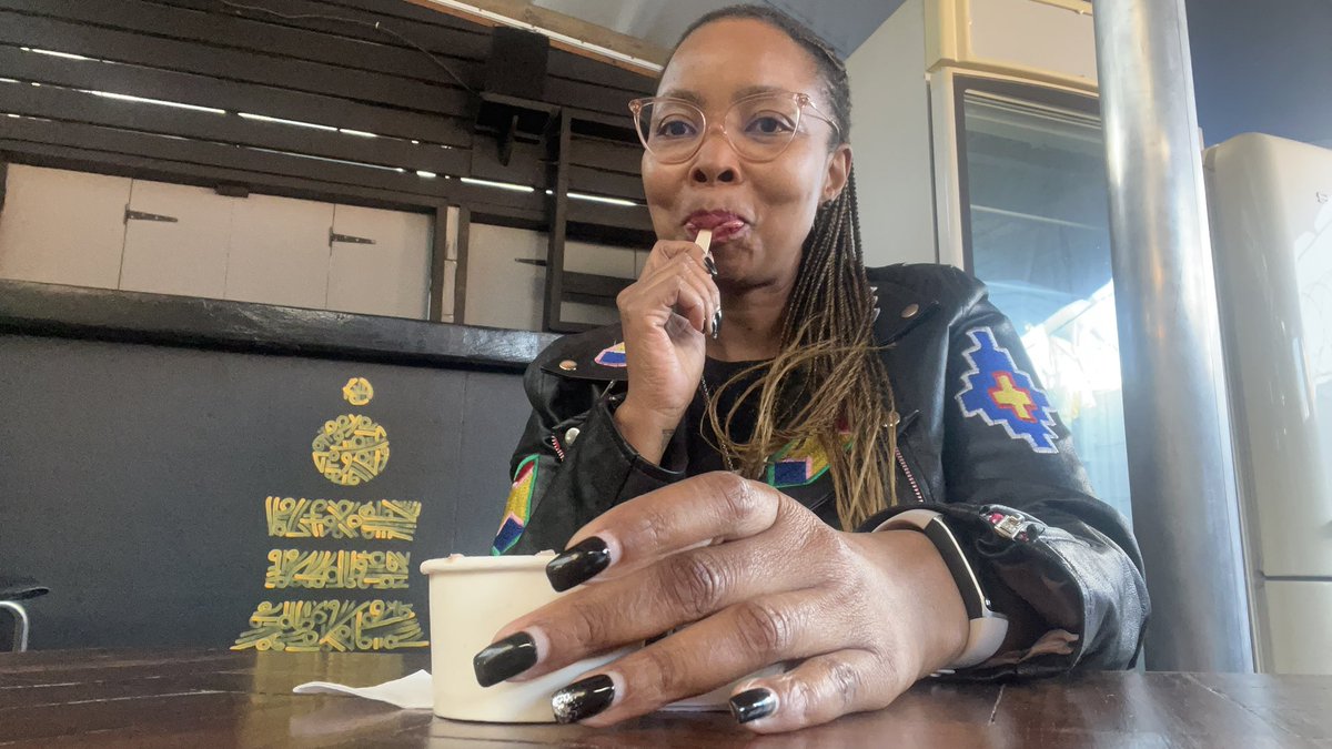 Ok, Cape Town, I know I’m not always nice about you since I left in Jan 1997, but this quick trip has been all highlights: <a href="/WLCCapeTown/">Women's Legal Centre</a> magic + <a href="/tapitapidessert/">T∆PI T∆PI</a> wonder + the best surprise, bumping into <a href="/nmtorres7/">Nelson Maldonado-Torres</a> all in one day!