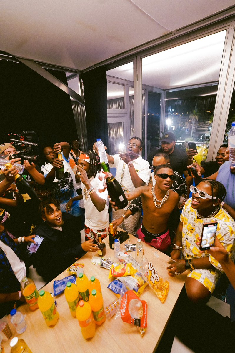 Oh you wanna see me fall down? see me under?🗣