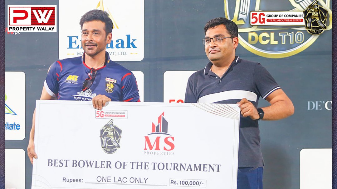 PropWalayPk's tweet photo. No doubt an entertaining season of #DCLT10 comes to an end 👏 we've got you covered with the moments from the season🏏
Congrats #KarachiRoyals and #NewMetroCity 
#5gGroupOfCompanies | #dclt10 | #cricket 
#kheltuabhoga  #PropWalayPk https://t.co/0OvBLO1oQR