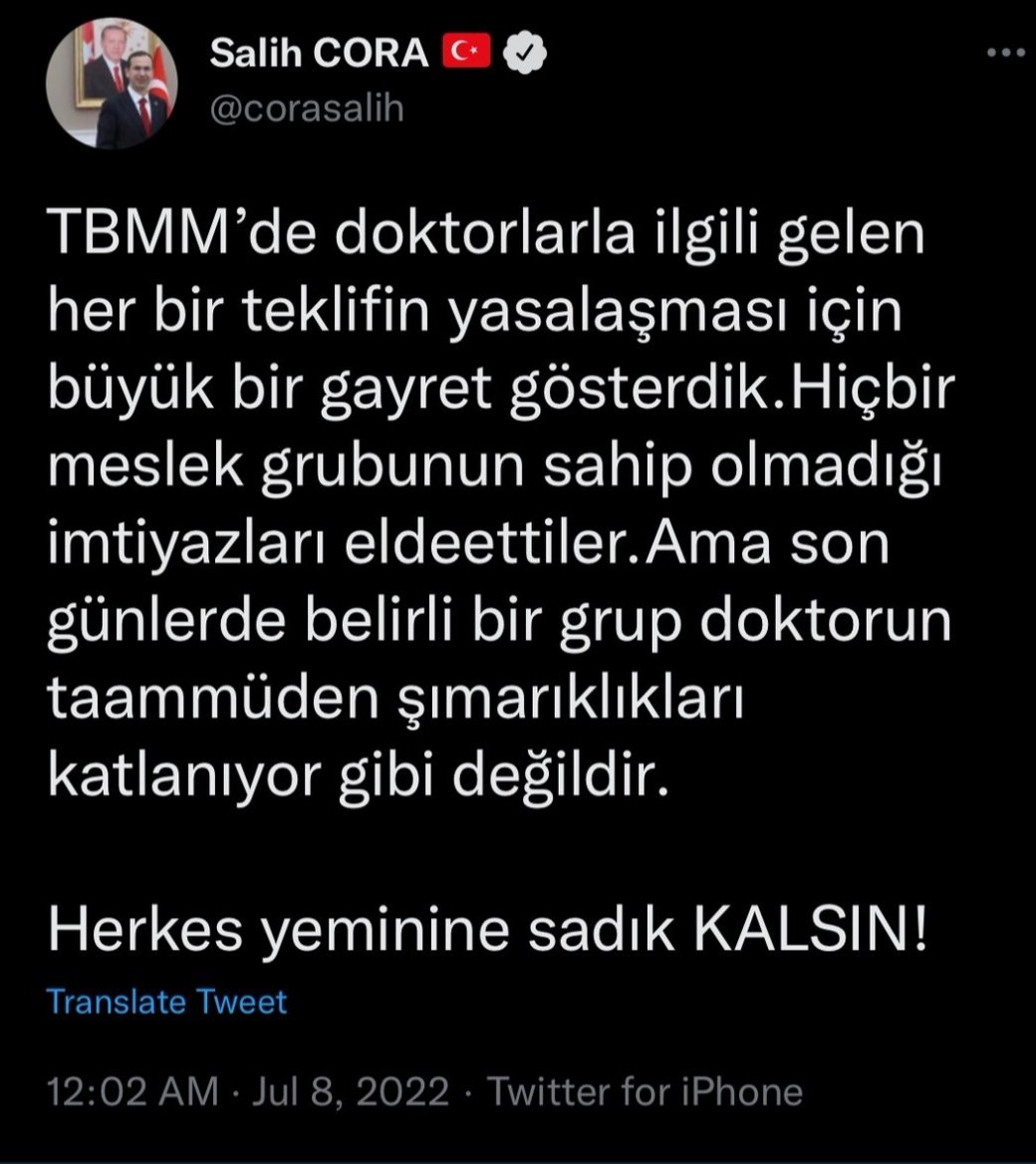 Belirli bir grup doktor dediğiniz doktorlardan biriyim @corasalih .Aynı zamanda bir kaç yıl önce annenizin tedavisini takip eden bir hekimim.Bize lütfettiğiniz imtiyazlar;hala emekliliğe yansıyan 7900 TL uzman hekim maaşı,sürekli halkı hekime şiddet için kışkırtmak
#ŞiddetHutbesi