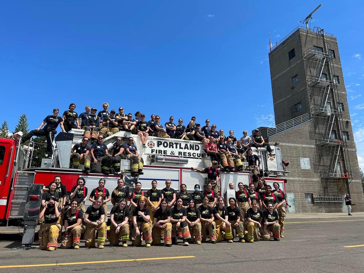 iaff43's tweet photo. Finishing up day 1 of Portland Metro Fire Camp.  Over 35 female IAFF members from LA to Seattle joined together to share experiences and knowledge with approximately 40 campers.  Looking forward to day 2 and 3!!
#IAFF #shefightsfire https://t.co/nPjtvUihtx