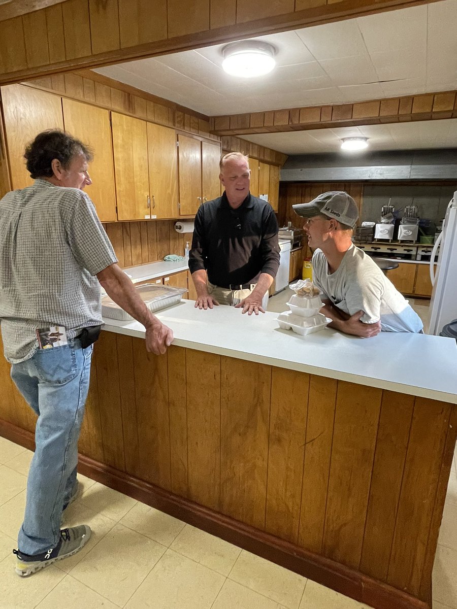 Shoutout to Tim Kemper and the Woodstock Lions Club for having me speak at their regular meeting.

Enjoyed discussing ways to advance our great farmers in the 85th District at the Statehouse and a good home cooked meal!