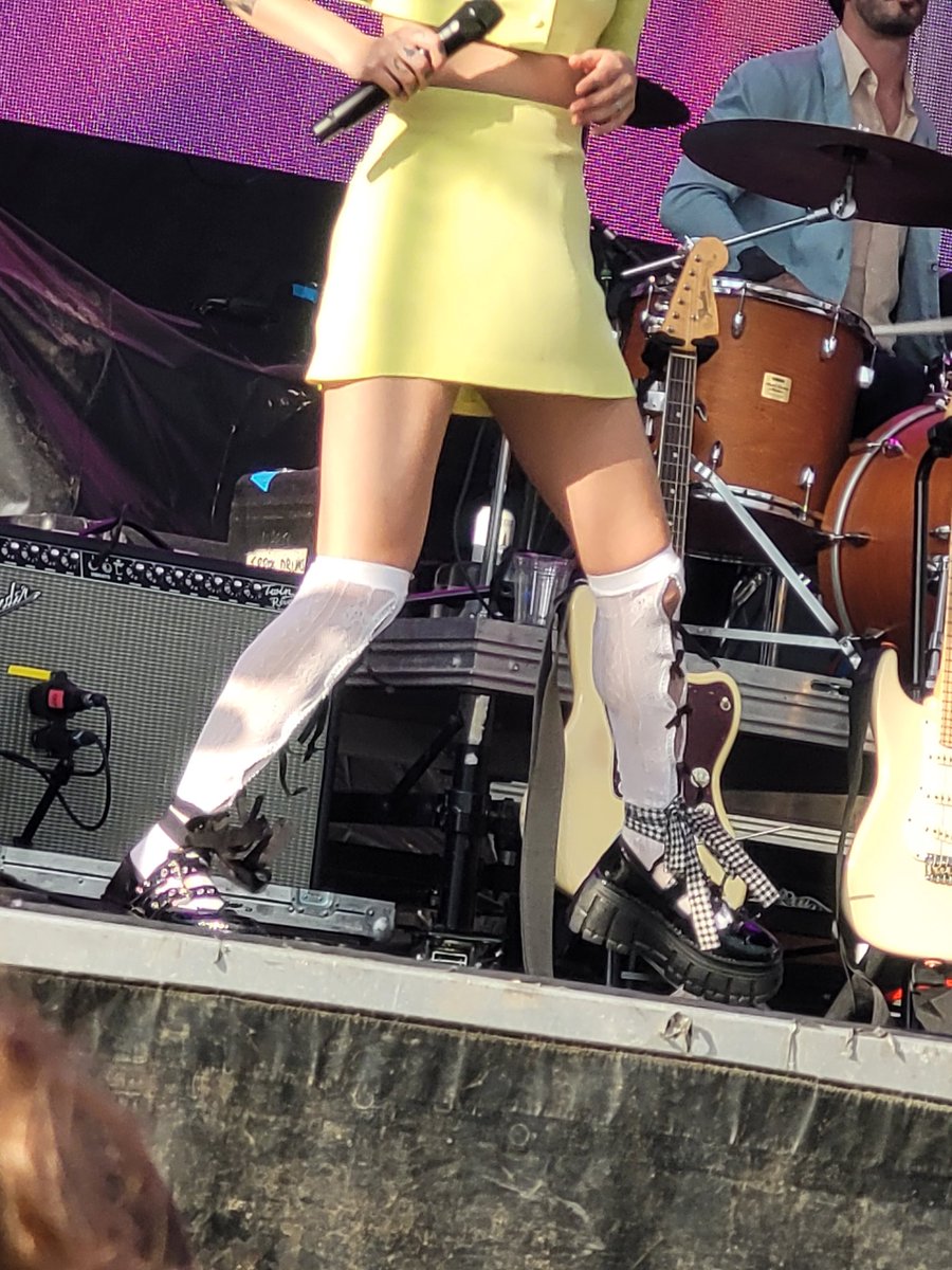 Michelle Zauner has interesting shoes. #80/35