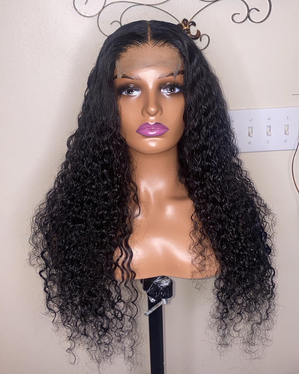 601miayab's tweet photo. #WhosWhoOfUSM
Miaya B 💕
Fall 22 💕
Psychology💕
Fun fact : I make wigs and style people for the low 💕 add my style page on TikTok : miayatreshae https://t.co/uGvowgF8ea