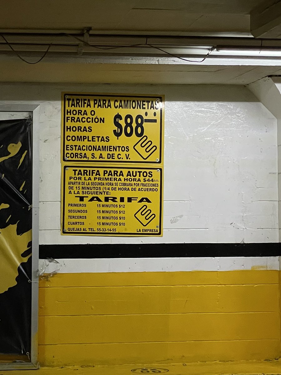 laurapachecocmf's tweet image. Un robo total , @Profeco , estacionamiento del centro histórico cobra 88 pesos por hora si ingresas con camioneta y 44 si es auto, esto está regulado ?? Es un total robo , en la calle maestro Castellano Quinto