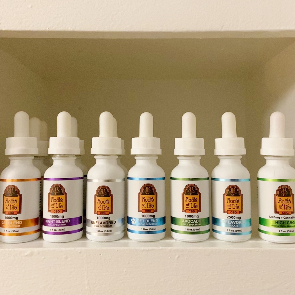 RootsCBDHemp's tweet photo. "I am an advid runner. Have been for many years. Running an average of 7 miles each time makes for the feet to be a bit soar. Until I found my heavenly rub and oil! You’ve got to seriously try it. Absolutely Amazing. Thank you Roots of Life!!!" Phala M.

#cbdtinctures #cbdreviews https://t.co/r1cIRbqBoc