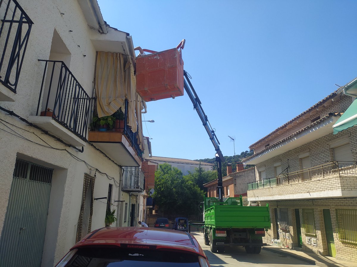 ivangalanf's tweet photo. Probando con la cesta en el pequeñín https://t.co/JBSpmsJIsP