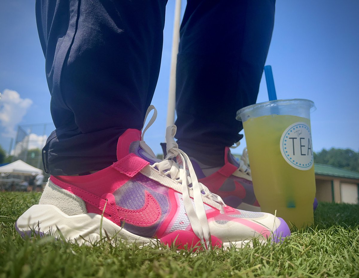 LLefty18's tweet photo. RECRUITING ✅IN  - ATL
Pink &amp; Purple Jumpman Delta Breathe 
So much sunscreen &amp; 🔋 provided by @TheTea_Oxford (🚫 caffine 🧃)
#ChasingTigers 🐅🐅🐅 https://t.co/9zPCoiNoiC