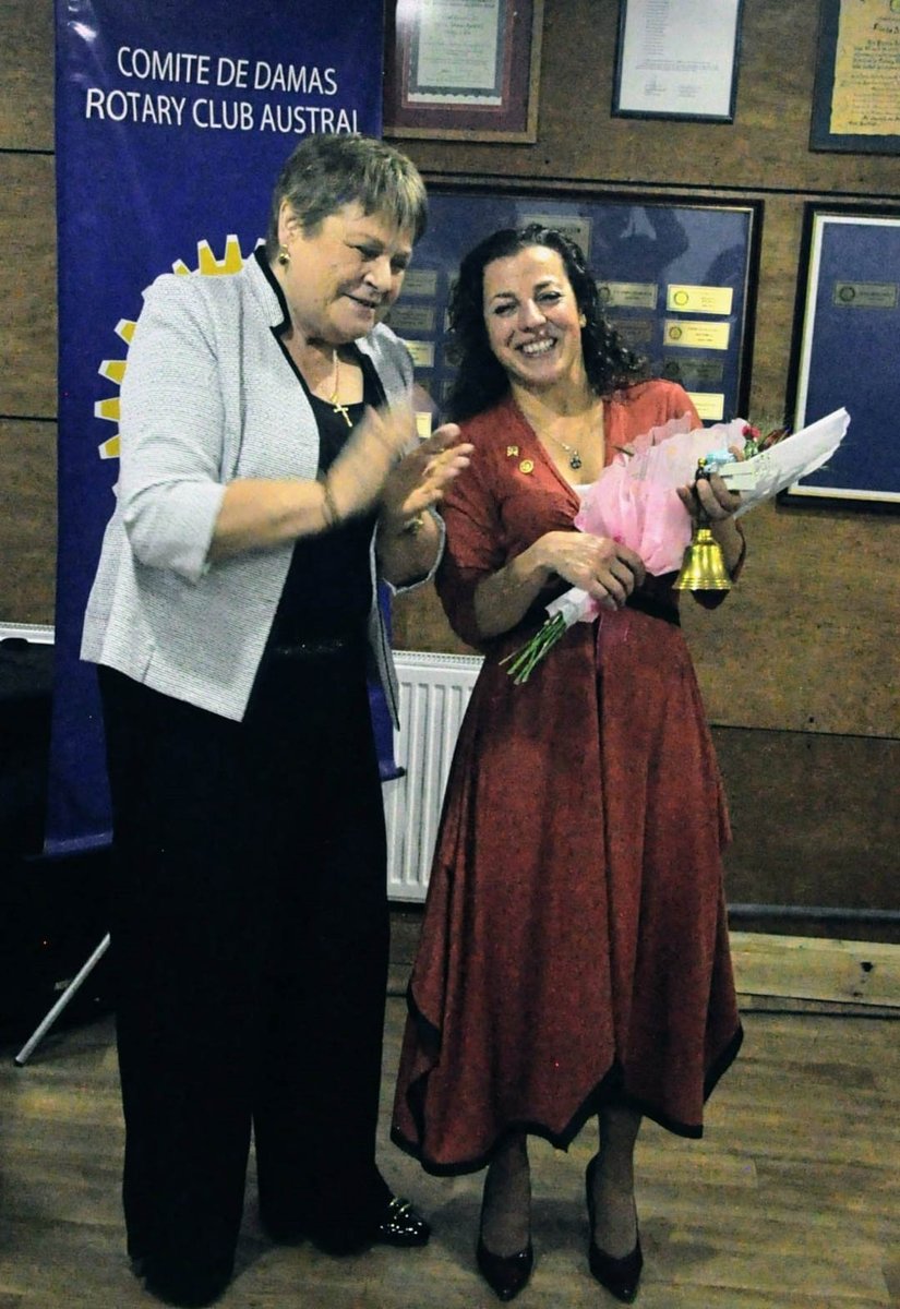 RotaryAustral's tweet image. El 25 de junio se realizó la transmisión de mando de Miriam Bozinovic a Patricia Scebba, del Comité de Damas del Rotary Club Austral.