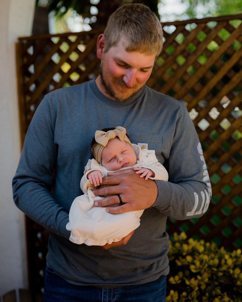 MAPLEService's tweet photo. Our Nick Mossi with his new daughter Sarah Beth.  Nick celebrates his 6th year as part of the Maples family. https://t.co/OyEub59DiU