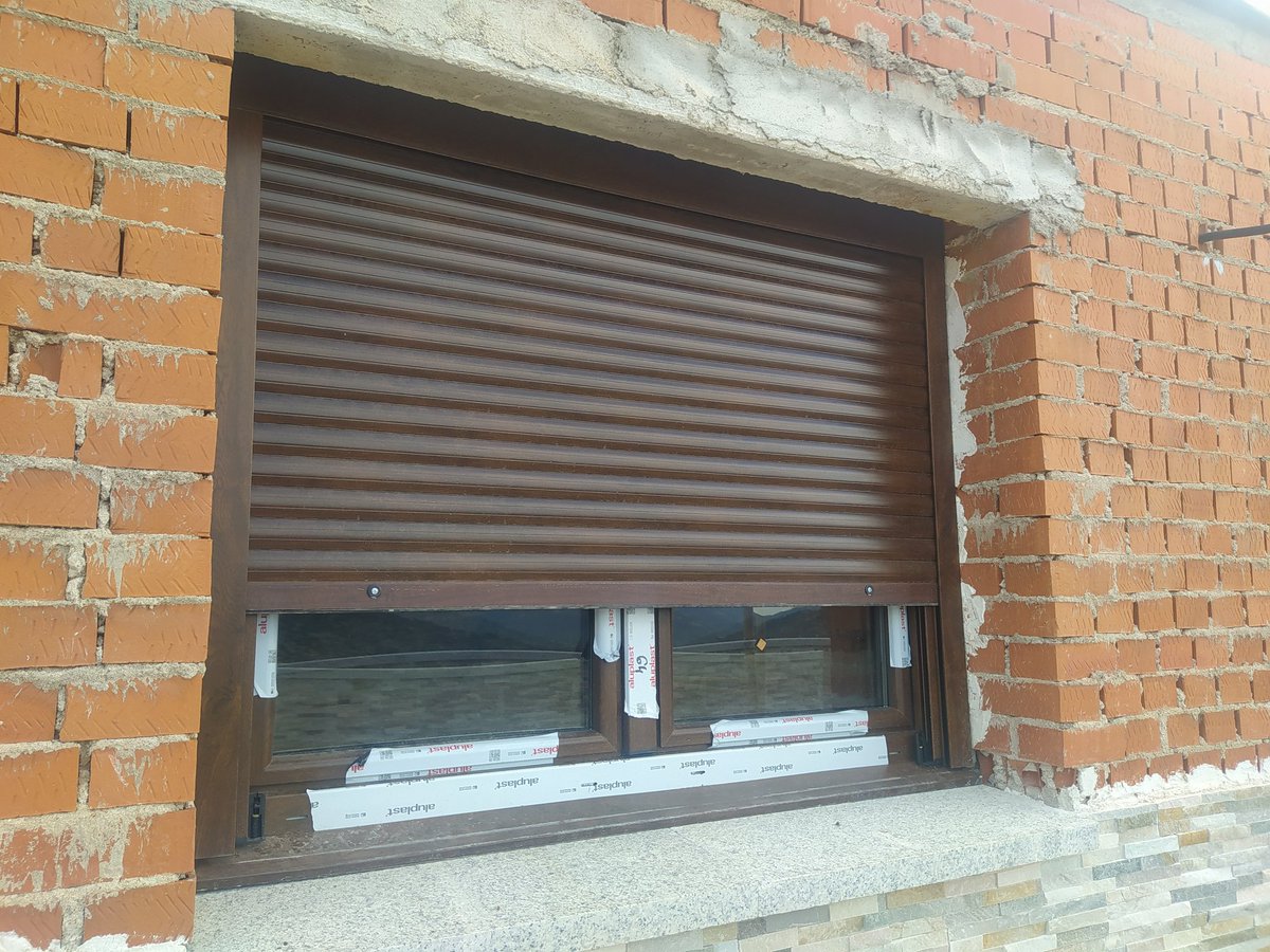 ivangalanf's tweet photo. Nuestras ventanas de pvc @aluplastiberica https://t.co/nAti8BPU5w