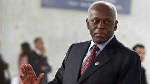 DrRobertoMOjeda's tweet image. Lamentamos profundamente el fallecimiento del expresidente de #Angola, José Eduardo dos Santos, cuya hermandad y solidaridad hacia #Cuba agradeceremos siempre. Nuestras condolencias a sus familiares, amigos y al pueblo angoleño.