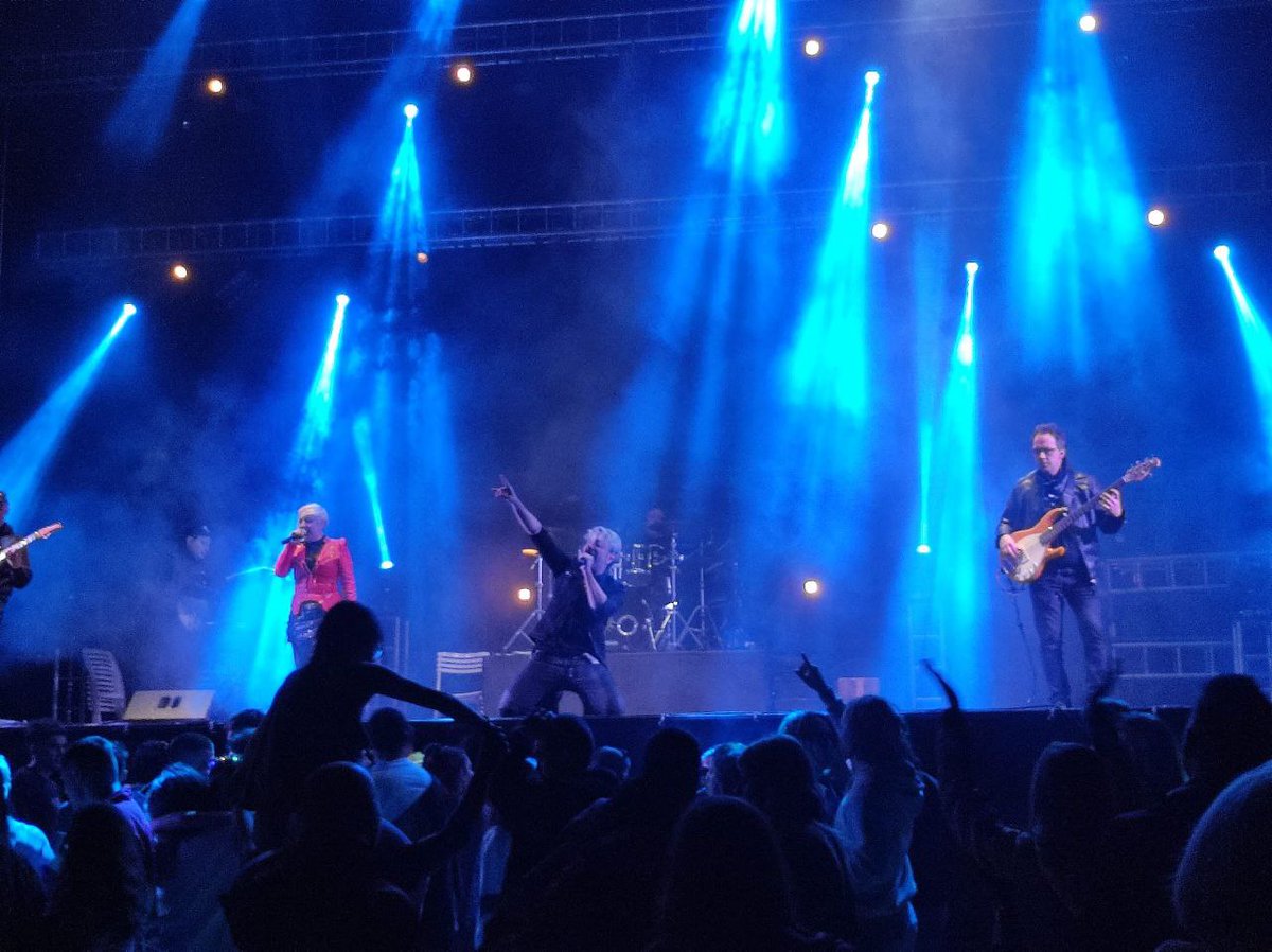 AxelRipleyX's tweet photo. Hoy: #Colunga Mañana: #verdicio os espero, calvos!! Viva el rock y su puta madre 🤘
#robellada #colunga #asturias #asturies #asturias_mola #musically_cover #music #musicaenvivo #musica #popmusic #rockmusic #poprock #goodmoments #goodmusic #lifestyle #gruposasturianos https://t.co/FYPlQQ9Zm4