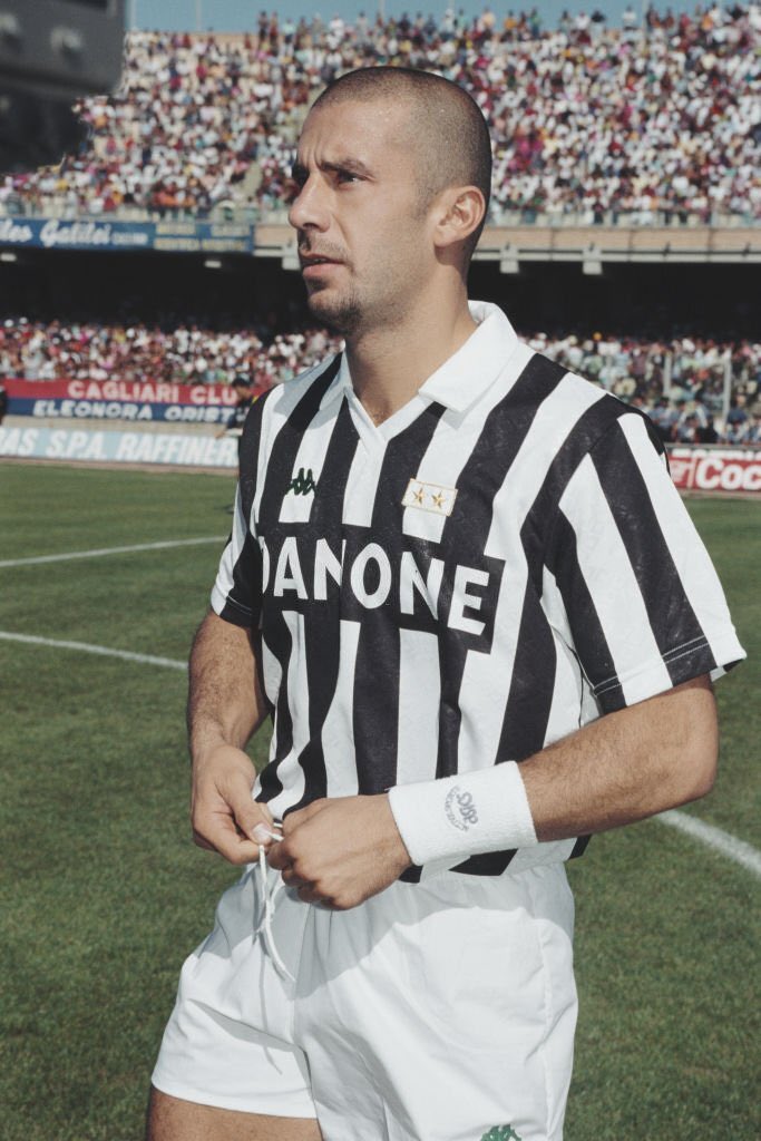 Happy birthday to Gianluca Vialli (58) & Paolo Di Canio (54). 
