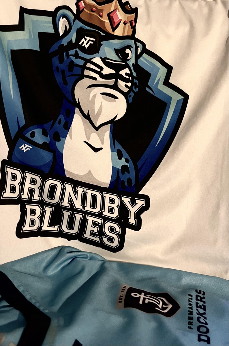 13,560 km between the two and yet inseparable 🙌

Én gang Brøndby altid Brøndby 🇩🇰
Forever Freo 🇦🇺

<a href="/NFTeams_/">NFTeams</a> <a href="/BrondbyIF/">Brøndby IF</a> <a href="/freodockers/">Fremantle Dockers</a>