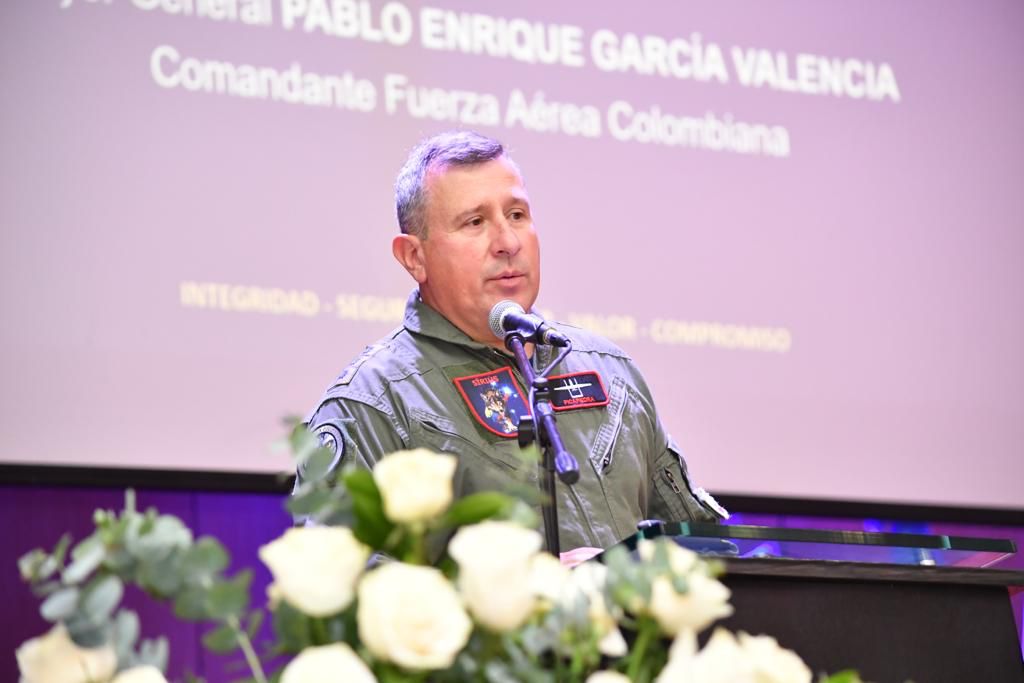Fuerza Aeroespacial Colombiana tweet media