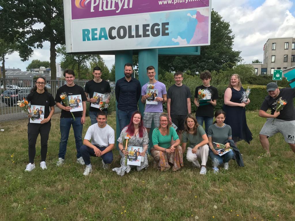 De (Top) klas van '22. Dag allemaal! Fijne zomervakantie