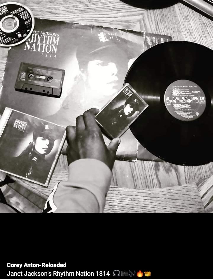 ro38443756's tweet photo. @JanetJackson @flytetymejam 🖤🎧🎹🎼🎶 https://t.co/3kX5VrceiY