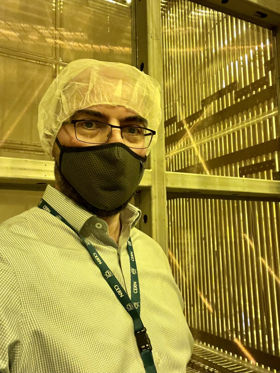 C_Andreopoulos's tweet photo. It was great to be back at Fermilab with some of my PhD students last week, see the progress with the @sbnddetector, and meet our amazing colleagues in person again after 2.5 years of Zoom meetings. https://t.co/tKaXQvfFt3