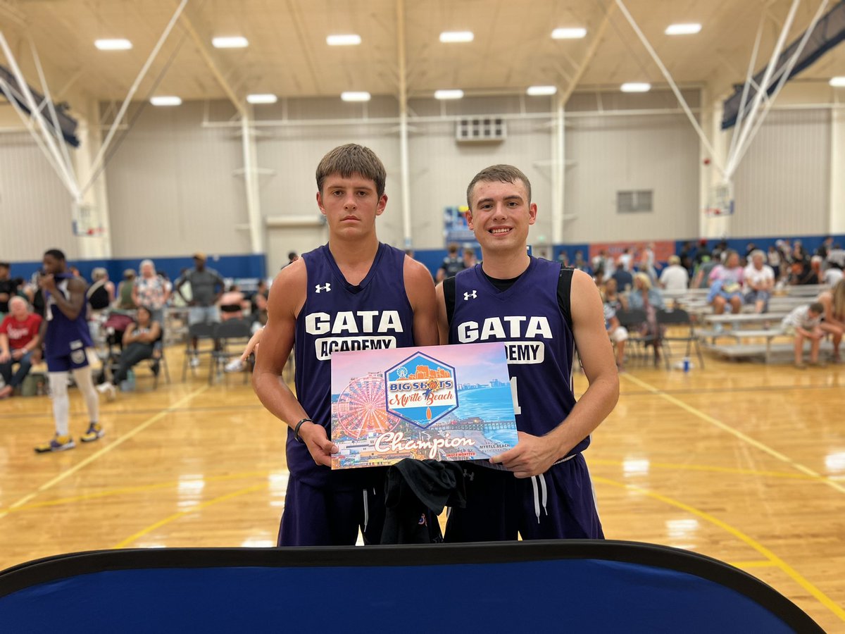 BIG SH🏀TS tweet media