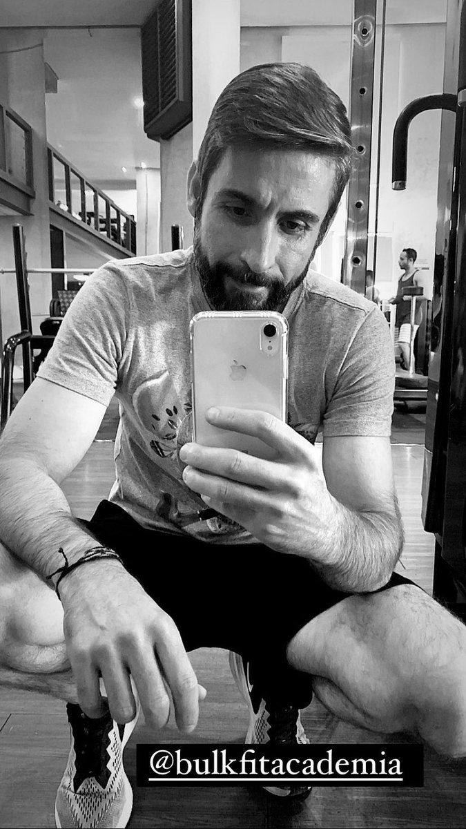 Stevanneto's tweet photo. Bora que sextouuuu 🔥🔥🔥🔥 #boy #treino #bulkfit #sexta https://t.co/uL4Ju7JpWS