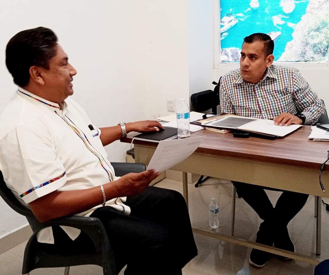 restaca1's tweet photo. Recibimos al Ing. Sergio Nava, Jefe del Dpto. de Promoción en INEGI. El propósito, dar seguimiento al SIG que se construye con residentes del #TecNM #UAA  #UAGro para que nuestra ciudad pueda contar con información cuanti y cualitativa, cartográfica. 
#ServirParaTransformar 🧩 https://t.co/8F8fNpJH9z