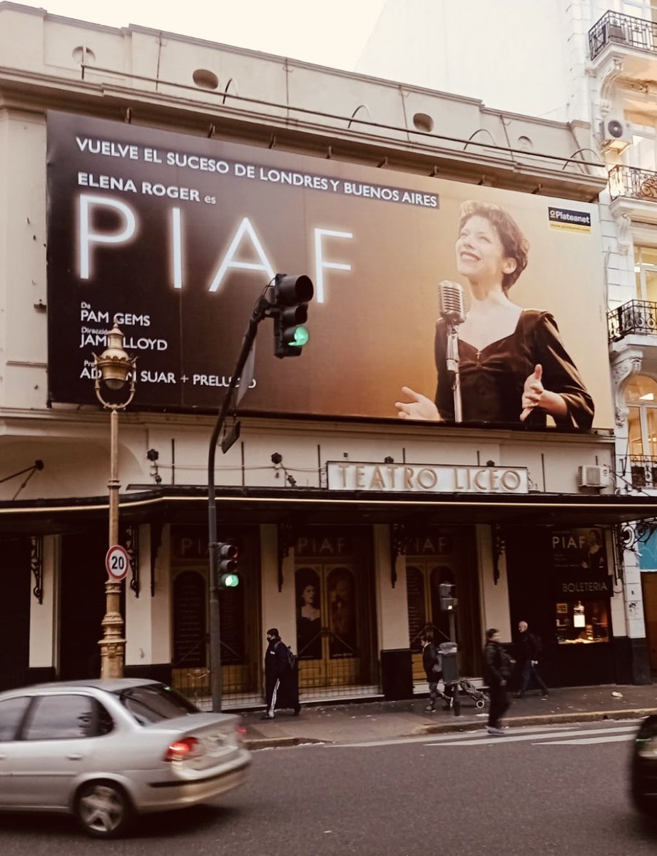 … Y ahora apareció la marquesina…