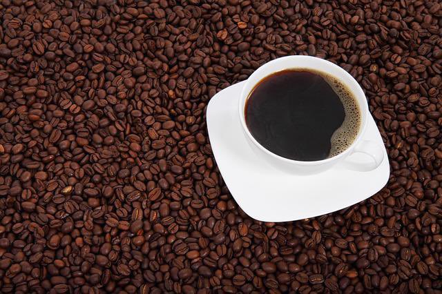 PreciousCafe19's tweet photo. https://t.co/UgL5U1ztob presents 100% Original Haitian Coffee Ground and Cocoa Chocolate Balls.
A fine blend of perfectly roasted beans handpicked from the plantations of Haiti with an exotic aroma and rich flavor.
Pre Launch Coming Soon...

https://t.co/k2gTAh3dks https://t.co/2fHDr0OYjV