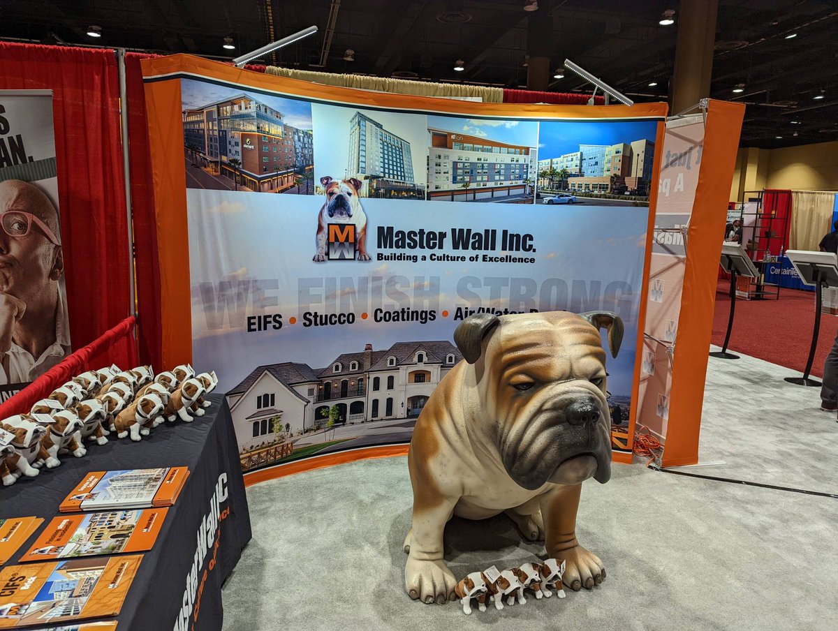 We're all set up and ready to go! While you're here, take a picture with Darby and meet everyone. We can't wait to see you!

#fwcca #wefinishstrong