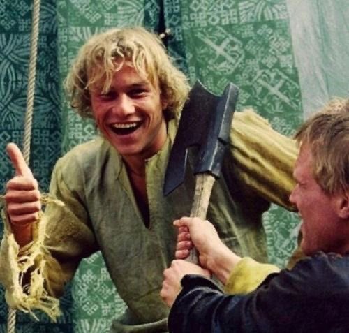 heathsarchive's tweet photo. heath ledger for a knights tale (behind the scenes &amp; promo) https://t.co/9dURm6rokA