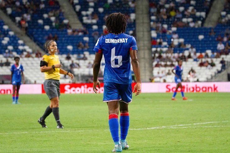 dumornaycorven's tweet photo. La tête fixé vers l’objectif 🇭🇹
on y crois ❤️💙 https://t.co/qh67WYiiGB