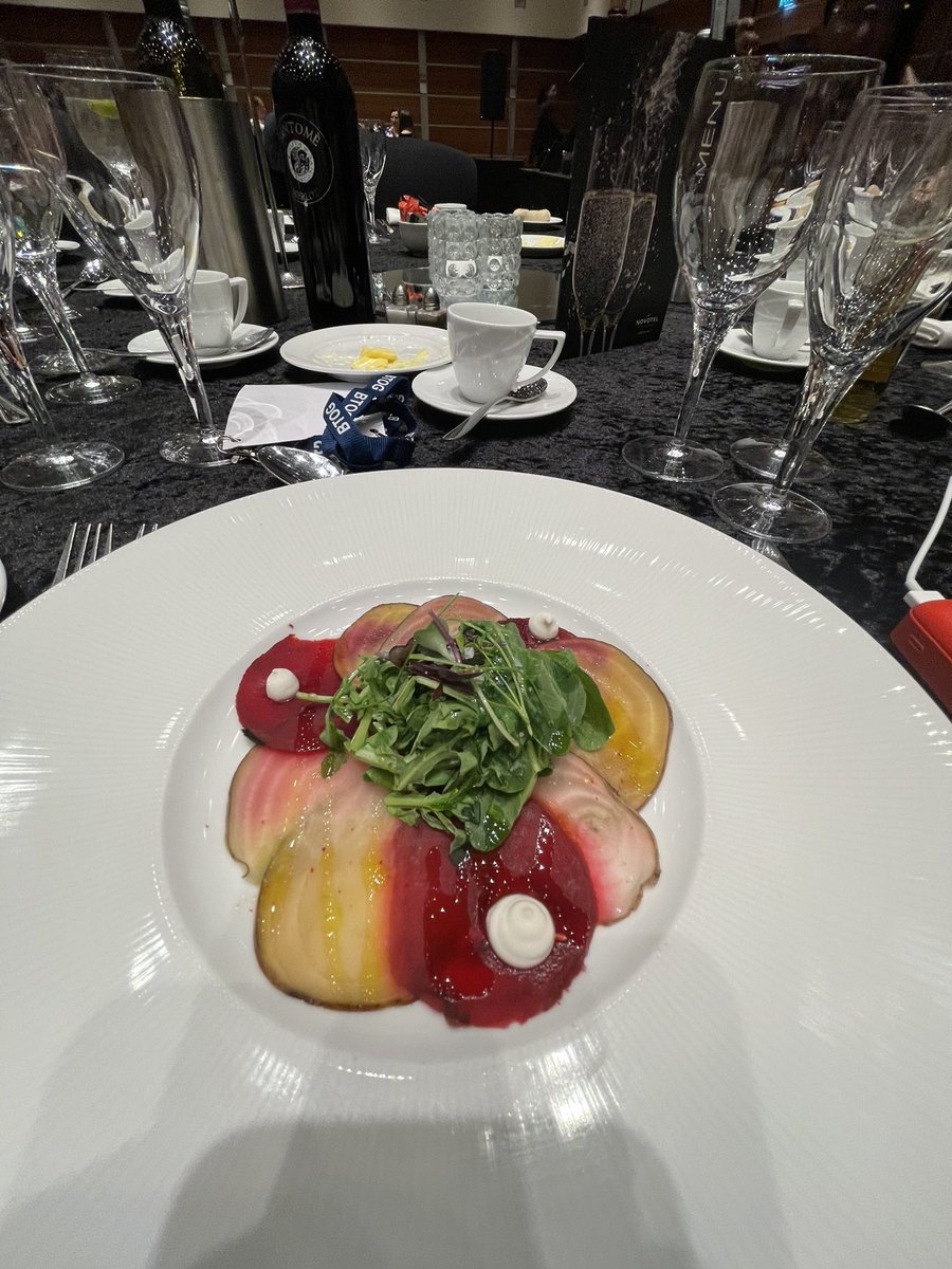 FayeC_RN's tweet photo. Dinner was served 🍽🍷 @BTOGORG #BTOGSummerMeeting @LungCancerESTH @claireewells @LCN_Louise https://t.co/YNT09f4a3G